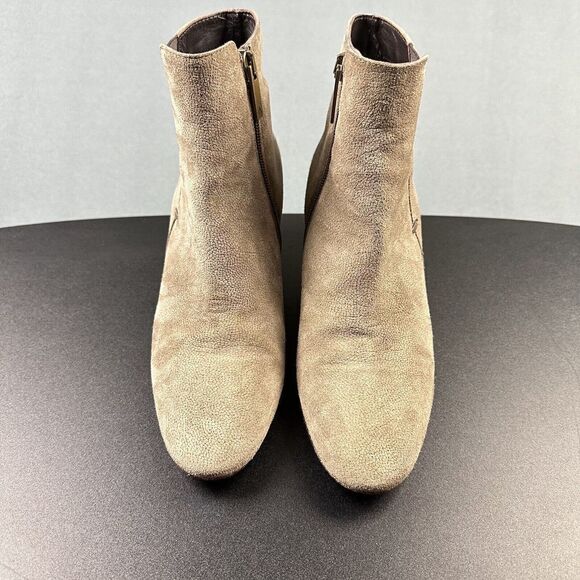 Aquatalia Faylynn Ankle Boot Womens 8 Taupe Pebbled Suede Booties Made in Italy - Picture 2 of 15